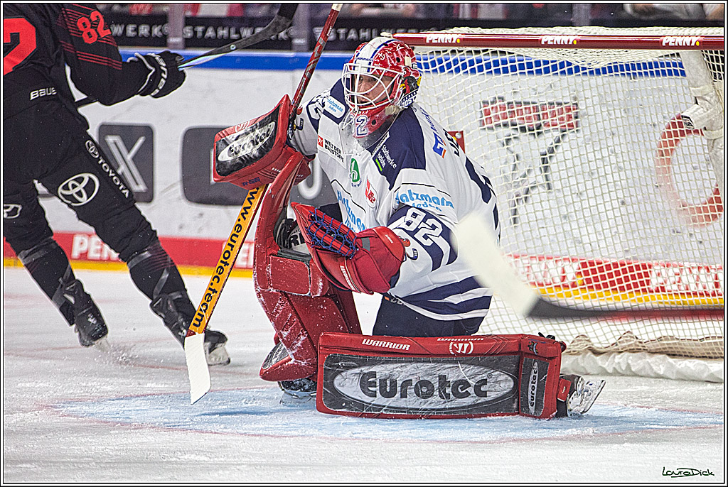 PENNY DEL; Koelner Haie- Iserlohn Roosters; Koeln, 02.01.2024