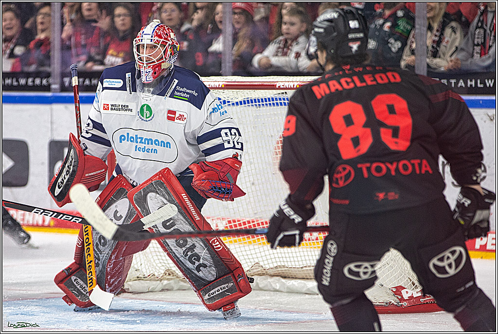 PENNY DEL; Koelner Haie- Iserlohn Roosters; Koeln, 02.01.2024