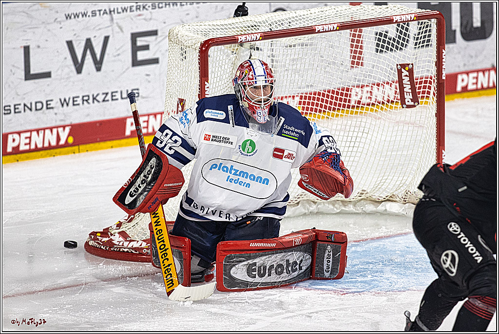 PENNY DEL 1: Kölner Haie -Iserlohn Roosters; Köln, 02.01.2024