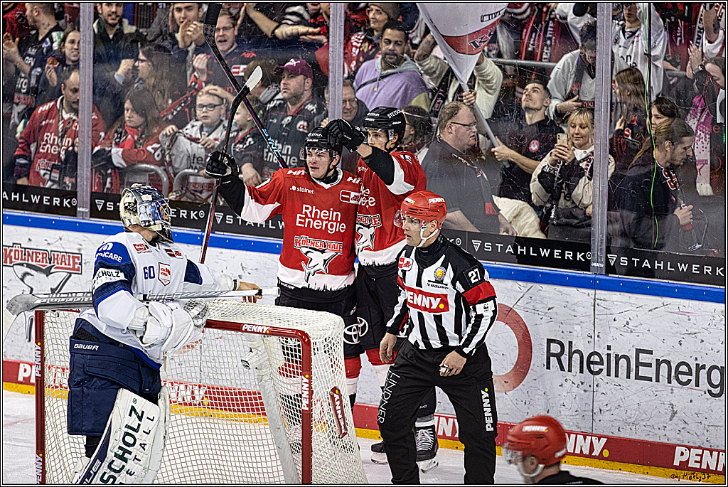 PENNY DEL 1; Kölner Haie - Schwenninger Wild Wings; Köln, 14.01.2024