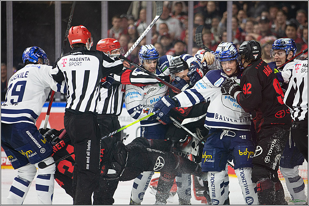 PENNY DEL; Koelner Haie- Iserlohn Roosters; Koeln, 13.02.2024