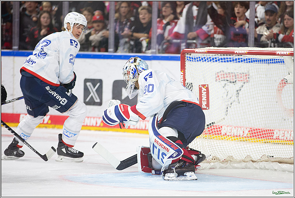 PENNY DEL; Koelner Haie- Adler Mannheim; Koeln, 22.09.2024