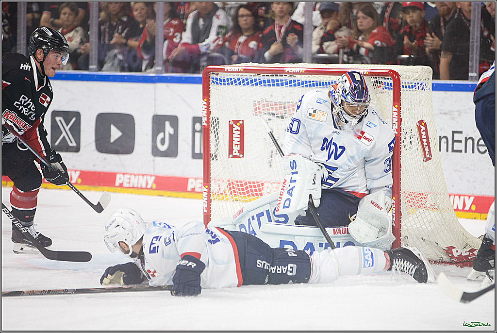 PENNY DEL; Koelner Haie- Adler Mannheim; Koeln, 22.09.2024