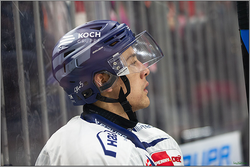 PENNY DEL; Koelner Haie- Staubing Tigers; Koeln, 03.10.2024