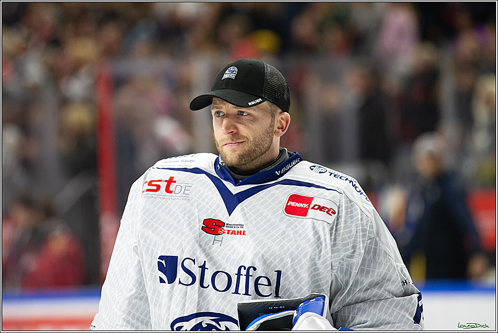 PENNY DEL; Koelner Haie- Staubing Tigers; Koeln, 03.10.2024