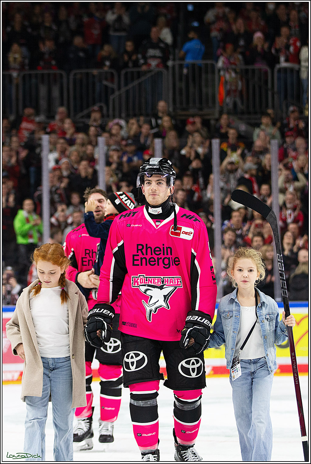 PENNY DEL; Koelner Haie- Staubing Tigers; Koeln, 03.10.2024