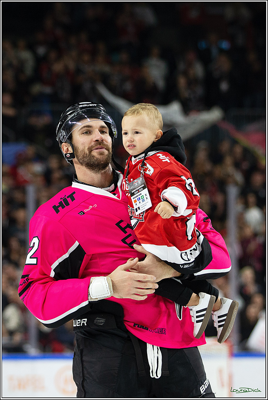 PENNY DEL; Koelner Haie- Staubing Tigers; Koeln, 03.10.2024