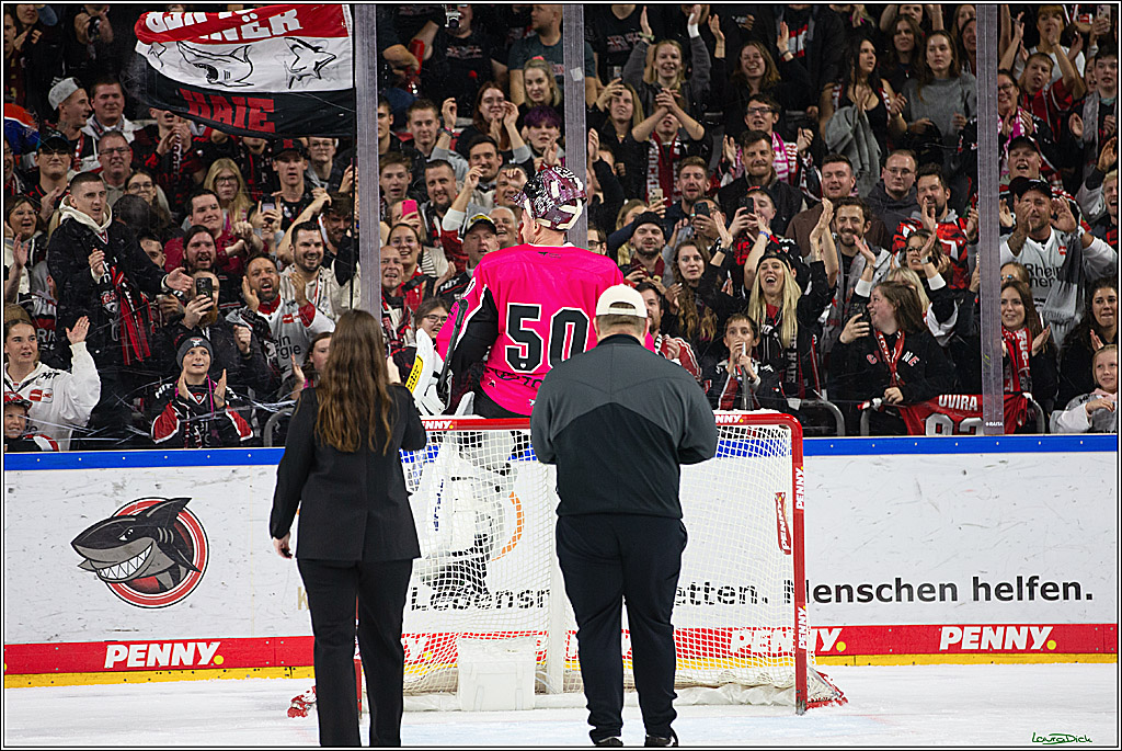 PENNY DEL; Koelner Haie- Staubing Tigers; Koeln, 03.10.2024