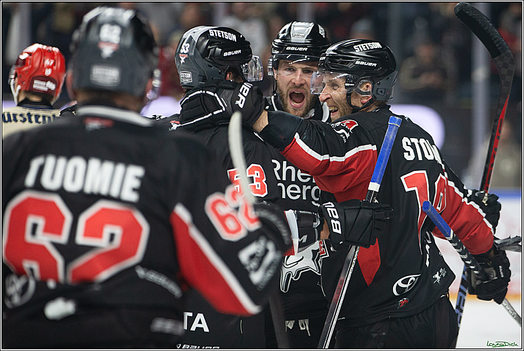 PENNY DEL; Koelner Haie- Schwenninger Wild Wings; Koeln, 11.10.2024