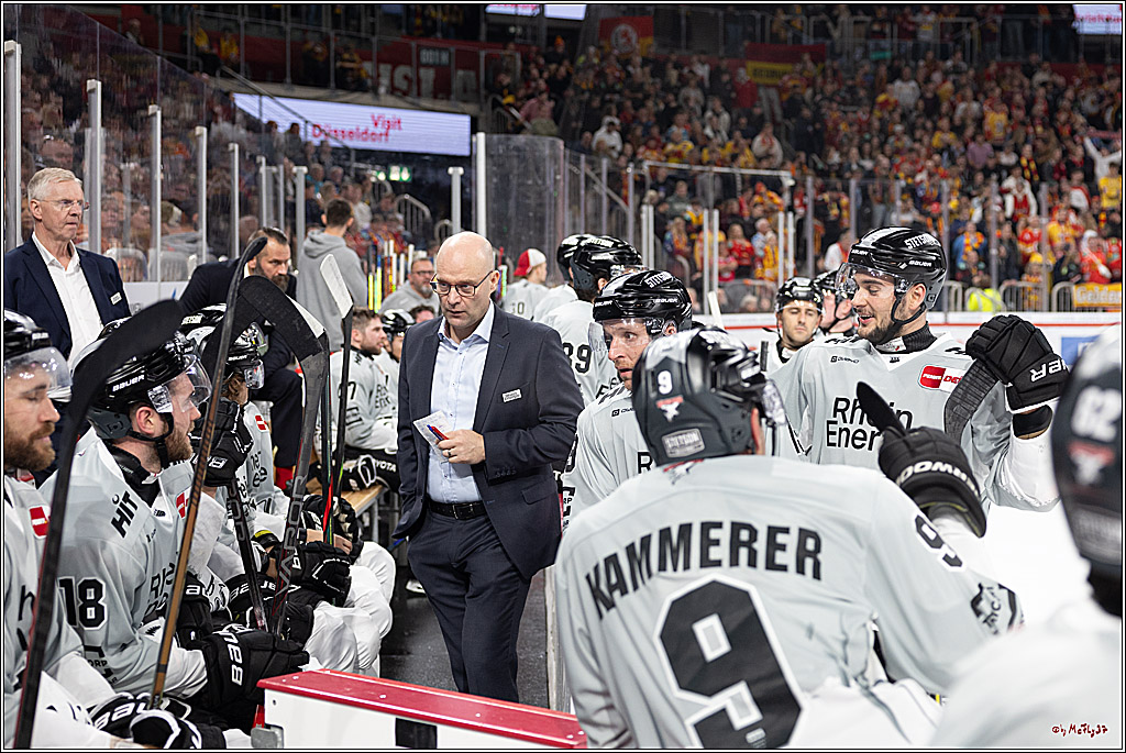 PENNY DEL 1; Düsseldorfer EG - Kölner Haie; Düsseldorf, 18.10.2024