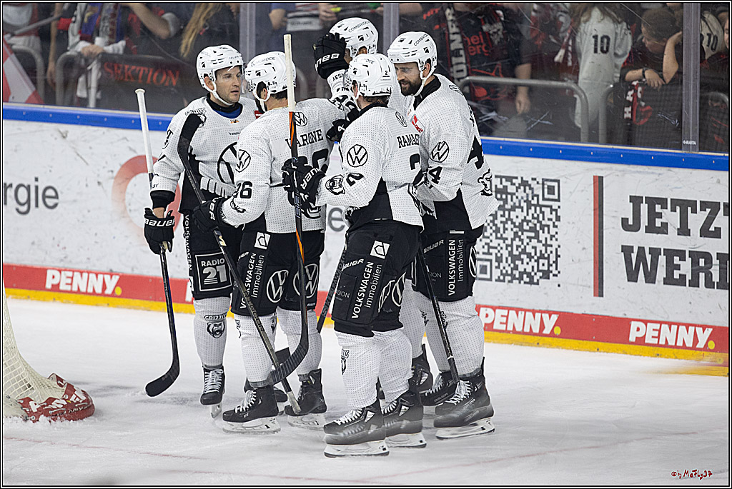 PENNY DEL 1; Kölner Haie - Grizzlys Wolfsburg; Köln, 27.10.2024