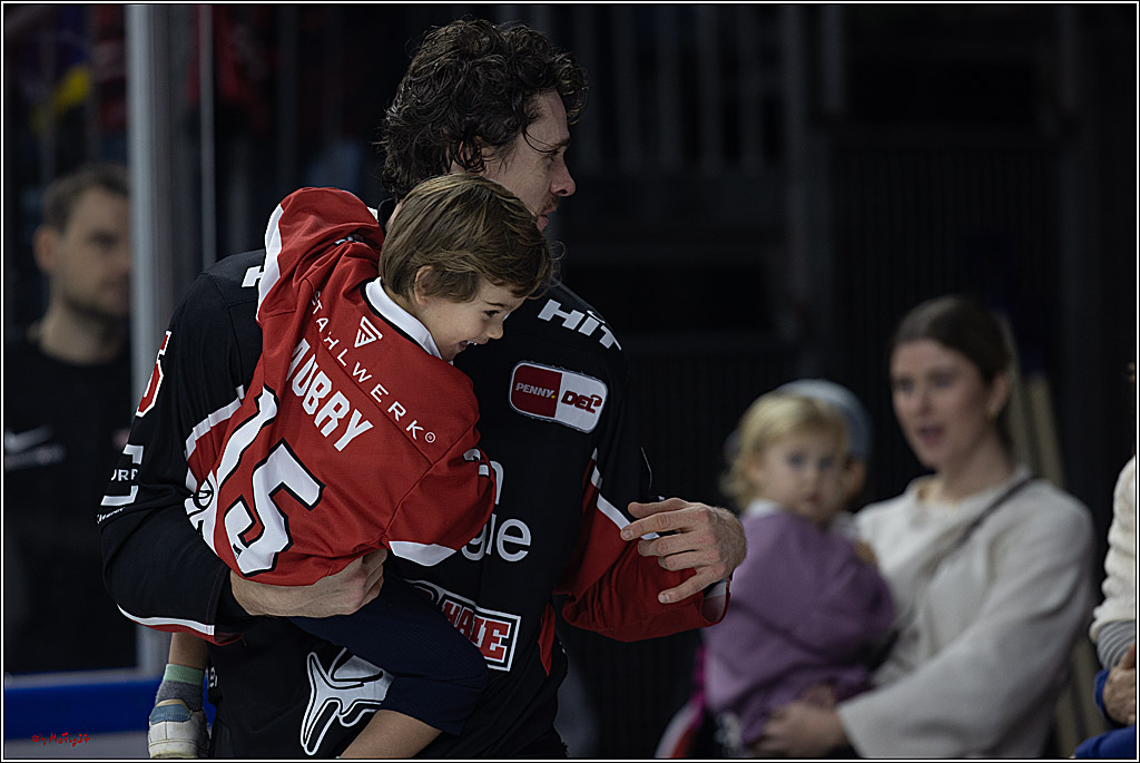 PENNY DEL 1; Kölner Haie - Grizzlys Wolfsburg; Köln, 27.10.2024