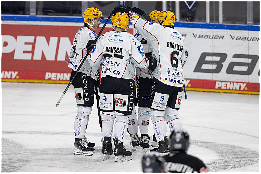 PENNY DEL 1; Kölner Haie - Fischtown Pinguins; Köln, 15.11.2024