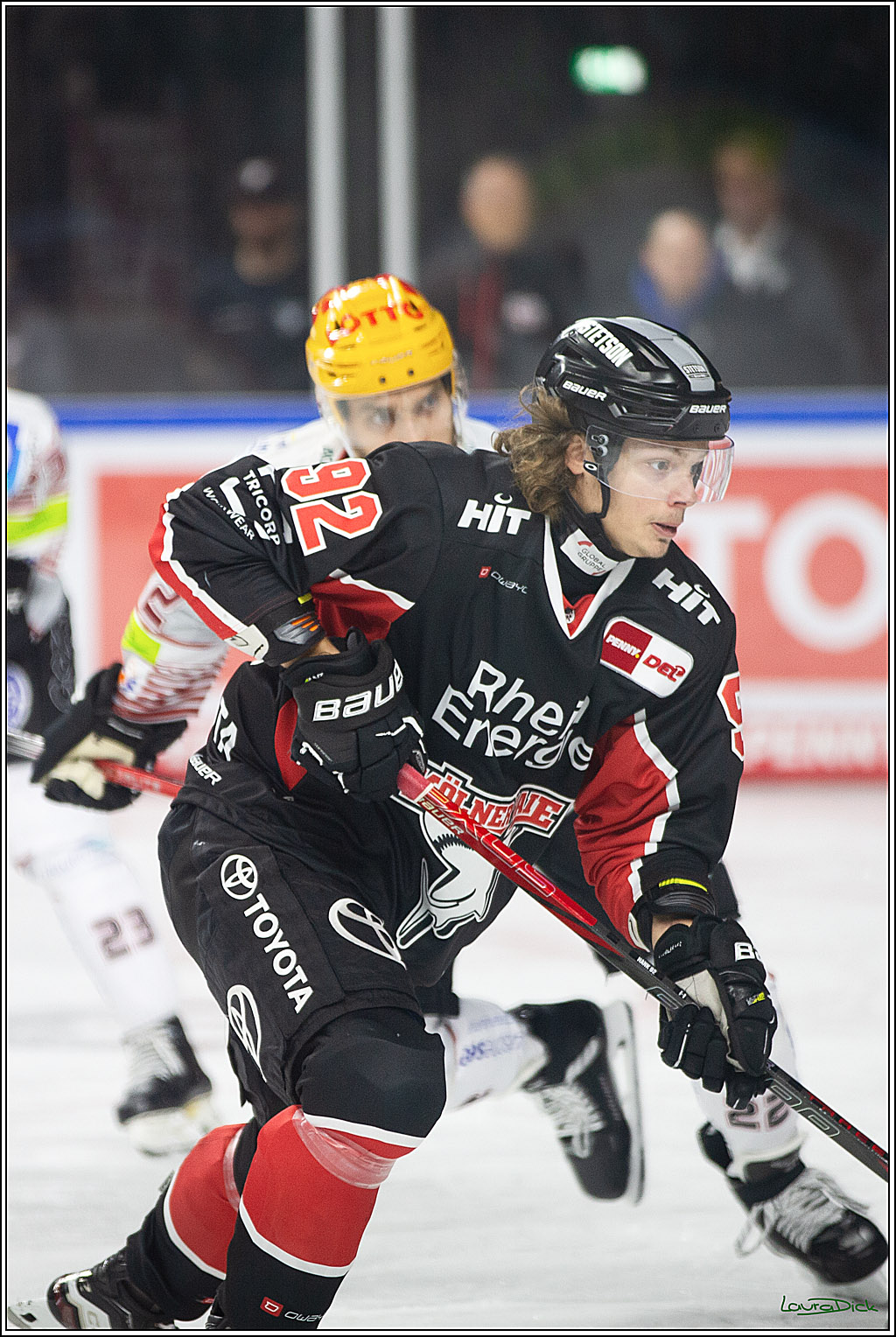 PENNY DEL; Koelner Haie-Pinguine Bremerhaven; Koeln, 15.11.2024
