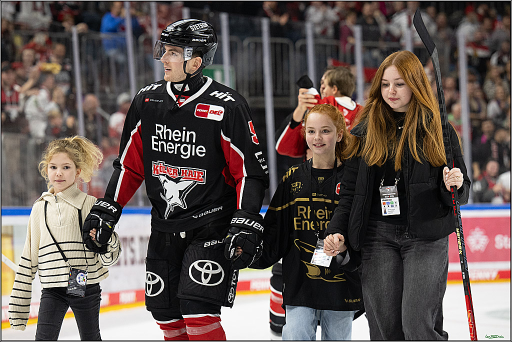PENNY DEL; Koelner Haie-Duesseldorfer EG; Koeln, 24.11.2024