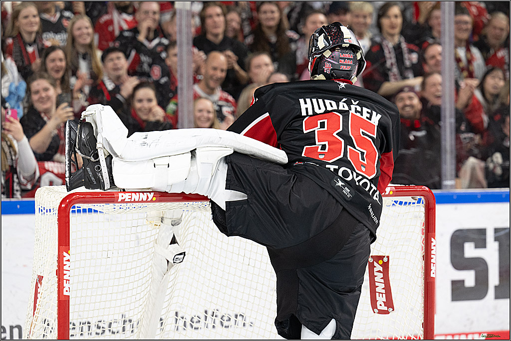 PENNY DEL; Koelner Haie-Duesseldorfer EG; Koeln, 24.11.2024
