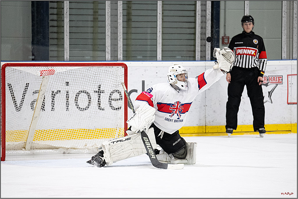 Freundschaftsspiel Junghaie U17 - Nationalmannschaft GRB U18; Köln, 18.12.2024