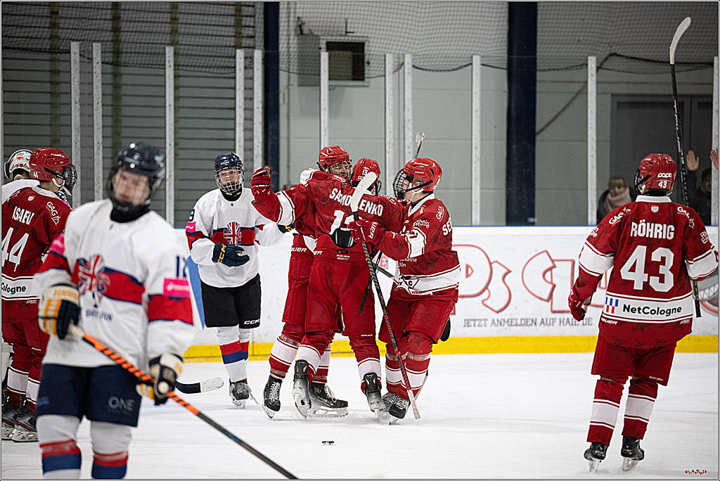 Freundschaftsspiel Junghaie U17 - Nationalmannschaft GRB U18; Köln, 18.12.2024