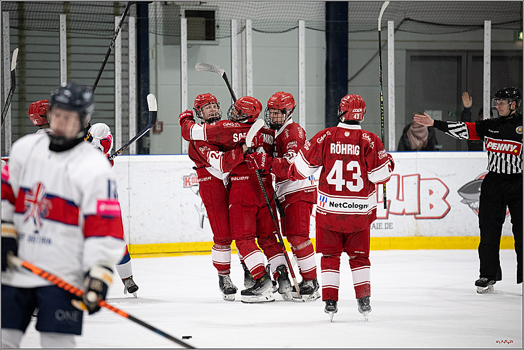 Freundschaftsspiel Junghaie U17 - Nationalmannschaft GRB U18; Köln, 18.12.2024
