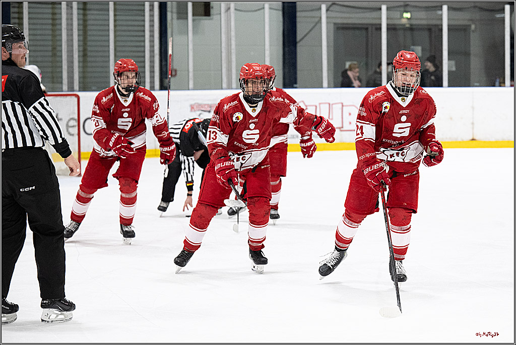 Freundschaftsspiel Junghaie U17 - Nationalmannschaft GRB U18; Köln, 18.12.2024