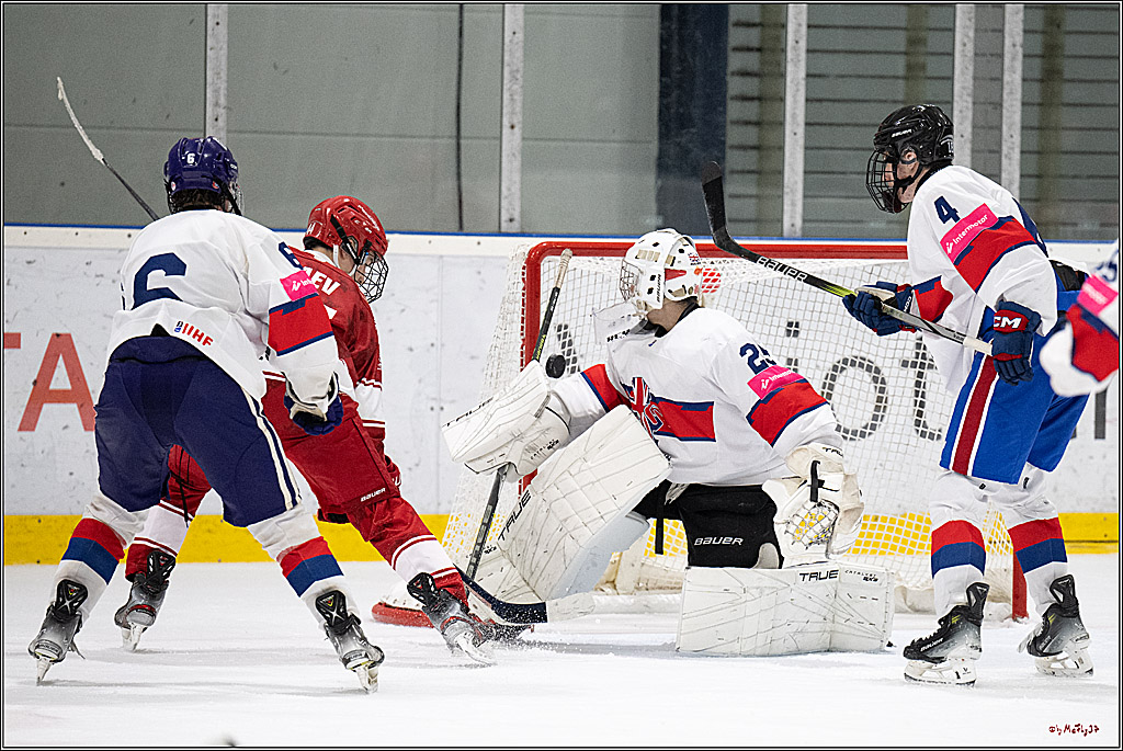 Freundschaftsspiel Junghaie U17 - Nationalmannschaft GRB U18; Köln, 18.12.2024