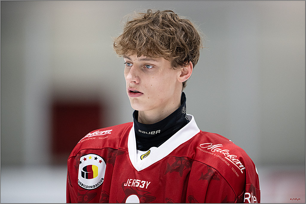 Freundschaftsspiel Junghaie U17 - Nationalmannschaft GRB U18; Köln, 18.12.2024