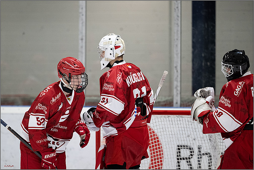 Freundschaftsspiel Junghaie U17 - Nationalmannschaft GRB U18; Köln, 18.12.2024
