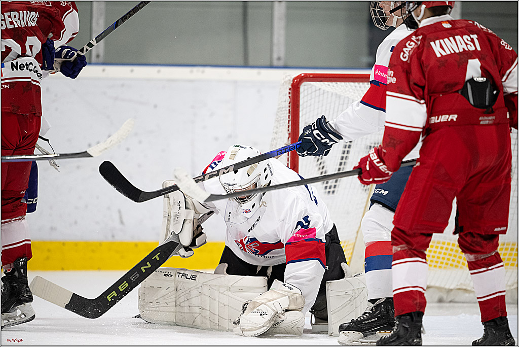 Freundschaftsspiel Junghaie U17 - Nationalmannschaft GRB U18; Köln, 18.12.2024