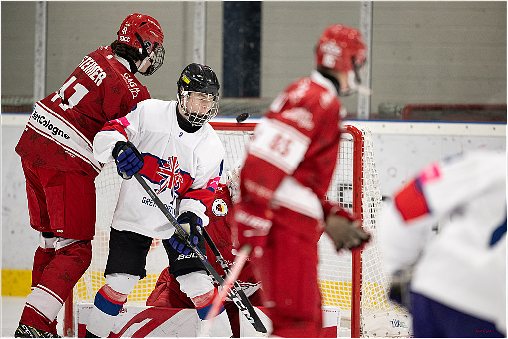 Freundschaftsspiel Junghaie U17 - Nationalmannschaft GRB U18; Köln, 18.12.2024