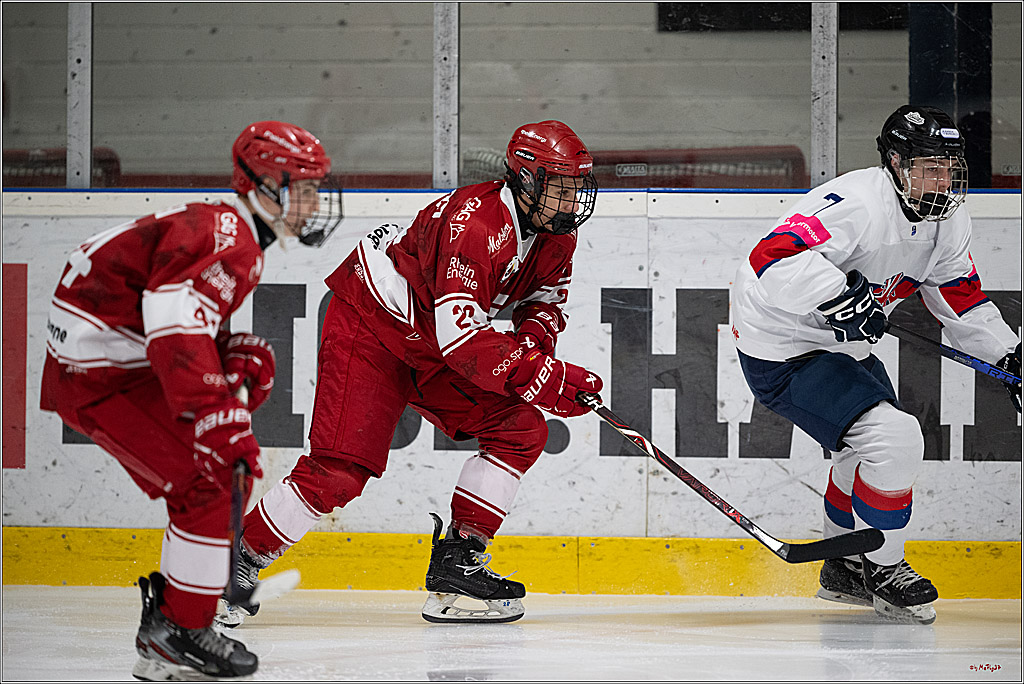 Freundschaftsspiel Junghaie U17 - Nationalmannschaft GRB U18; Köln, 18.12.2024