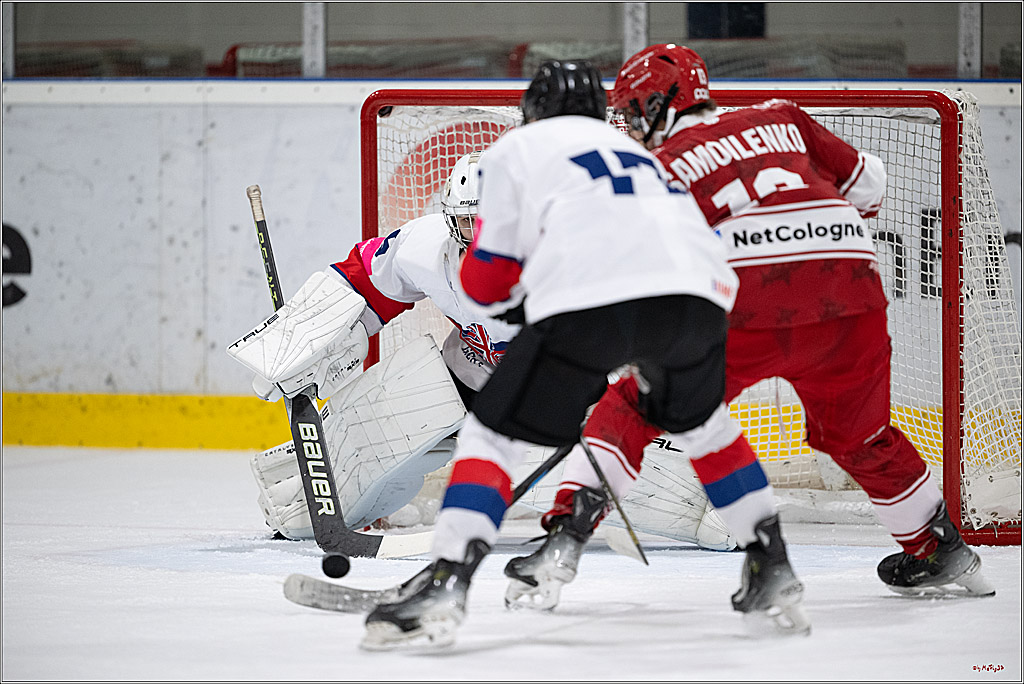 Freundschaftsspiel Junghaie U17 - Nationalmannschaft GRB U18; Köln, 18.12.2024