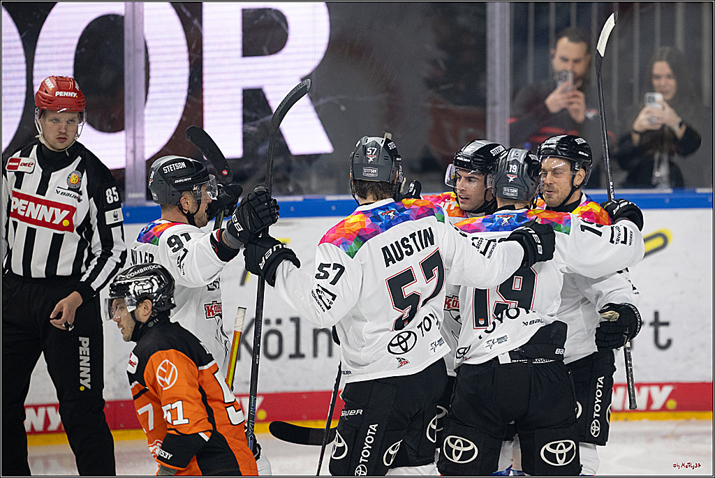 PENNY DEL 1; Kölner Haie - Grizzlys Wolfsburg; Köln, 10.01.2025