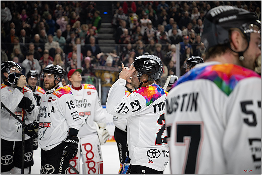 PENNY DEL 1; Kölner Haie - Grizzlys Wolfsburg; Köln, 10.01.2025