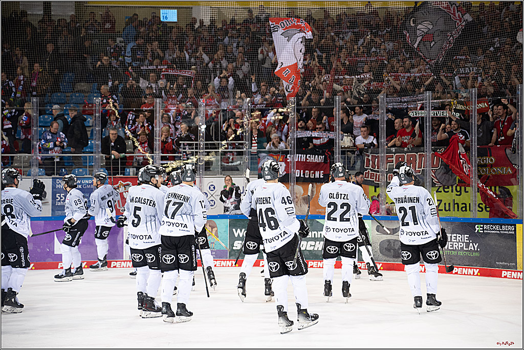 PENNY DEL 1 - Playoff Viertelfinale; Fischtown Pinguins Bremerhaven - Kölner Haie; Bremerhaven, 16.03.2025