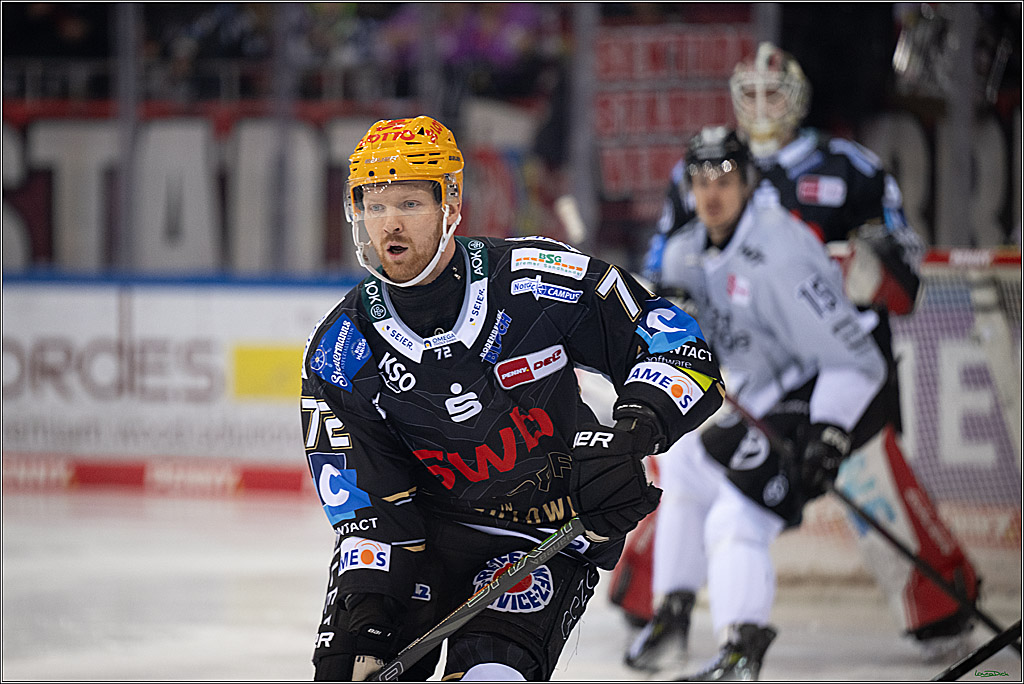 PENNY DEL; Fischtown Pinguins-Koelner Haie; Bremerhaven, 16.03.2025