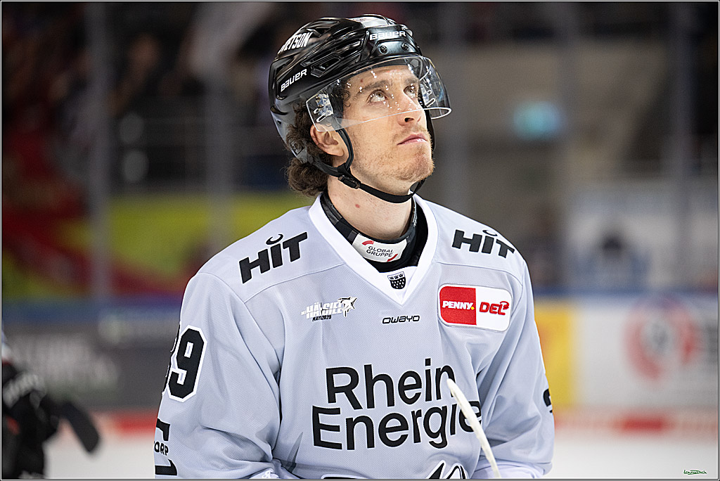 PENNY DEL; Fischtown Pinguins-Koelner Haie; Bremerhaven, 16.03.2025