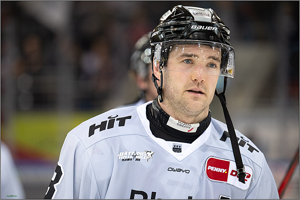 PENNY DEL; Fischtown Pinguins-Koelner Haie; Bremerhaven, 16.03.2025