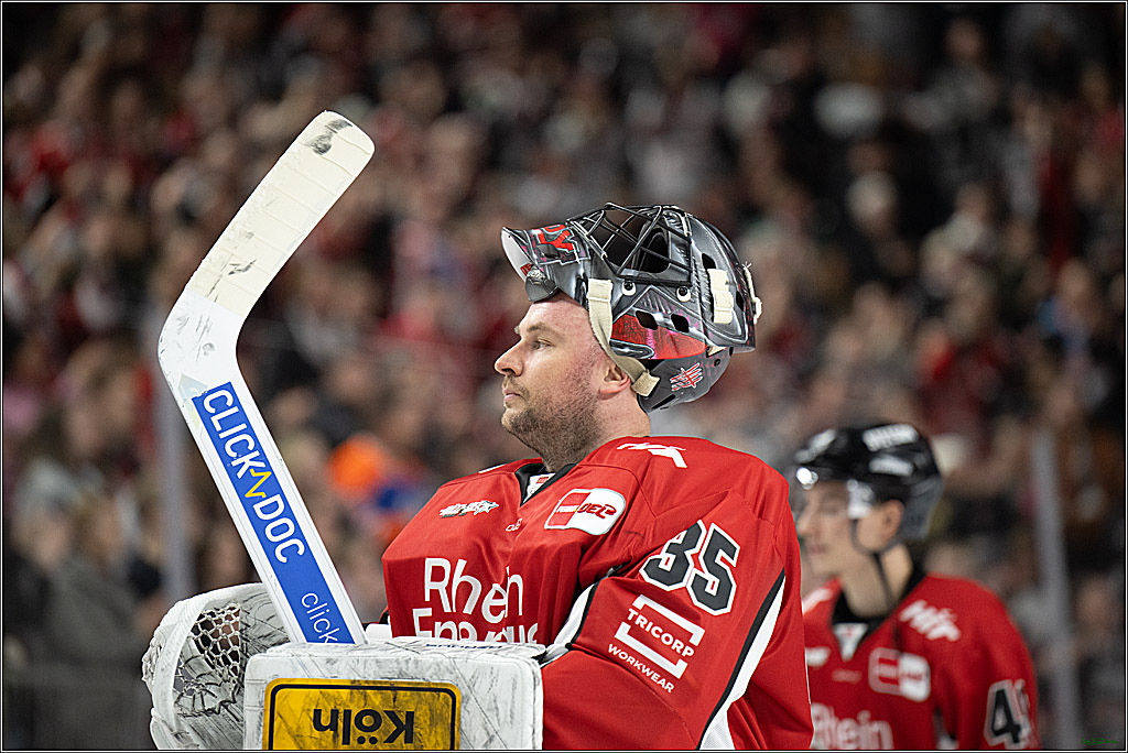 PENNY DEL; Koelner Haie- Fischtown Bremerhaven; Koeln, 18.03.2025