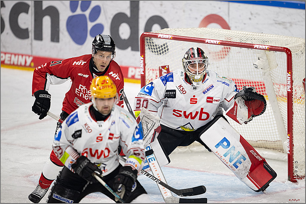 PENNY DEL 1 - Playoff Viertelfinale; Kölner Haie - Fischtown Pinguins Bremerhaven; Köln, 18.03.2025