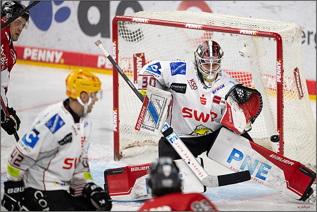 PENNY DEL 1 - Playoff Viertelfinale; Kölner Haie - Fischtown Pinguins Bremerhaven; Köln, 18.03.2025