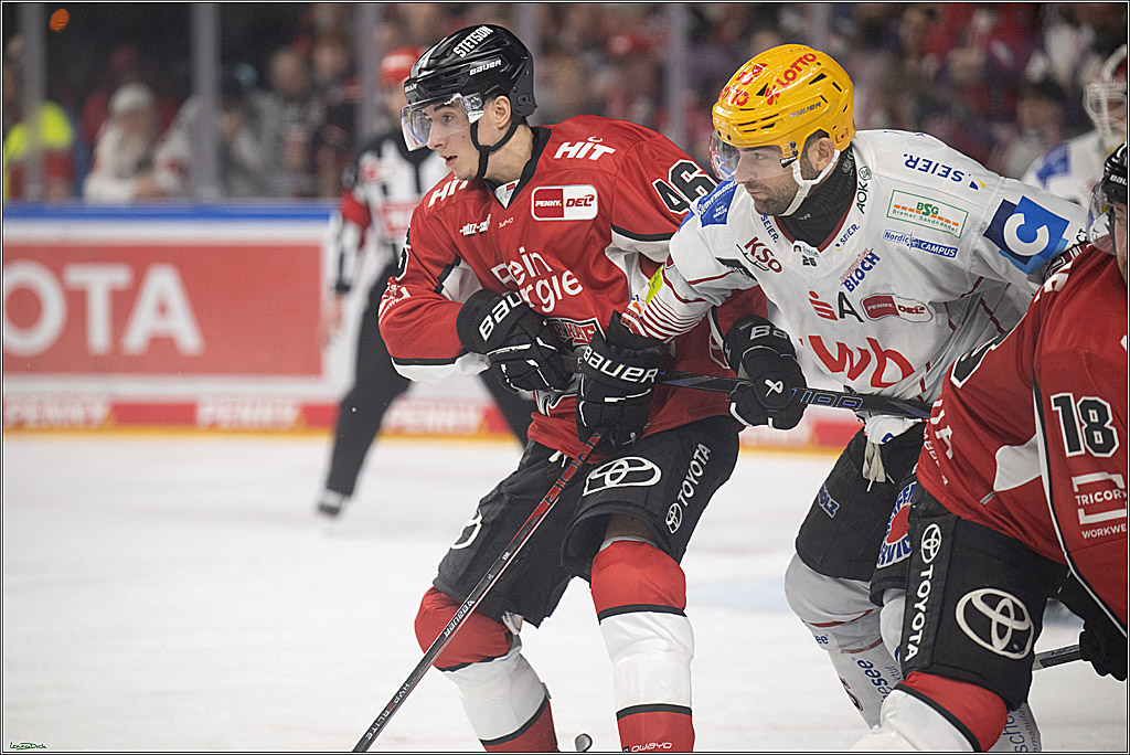 PENNY DEL; Koelner Haie- Fischtown Bremerhaven; Koeln, 18.03.2025