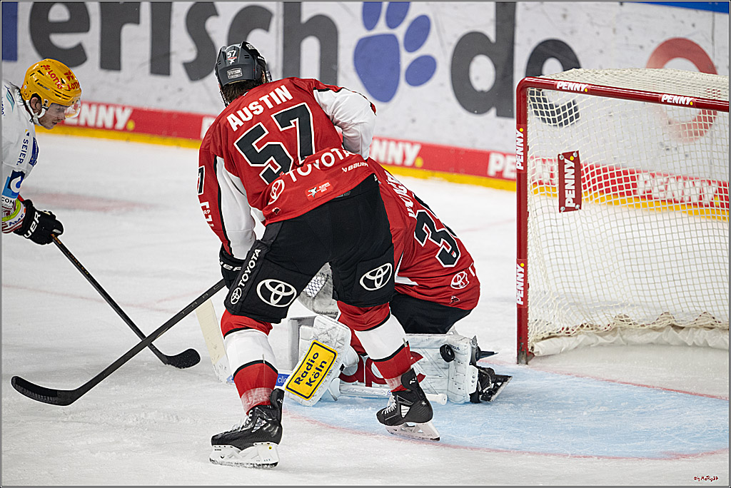 PENNY DEL 1 - Playoff Viertelfinale; Kölner Haie - Fischtown Pinguins Bremerhaven; Köln, 24.03.2025