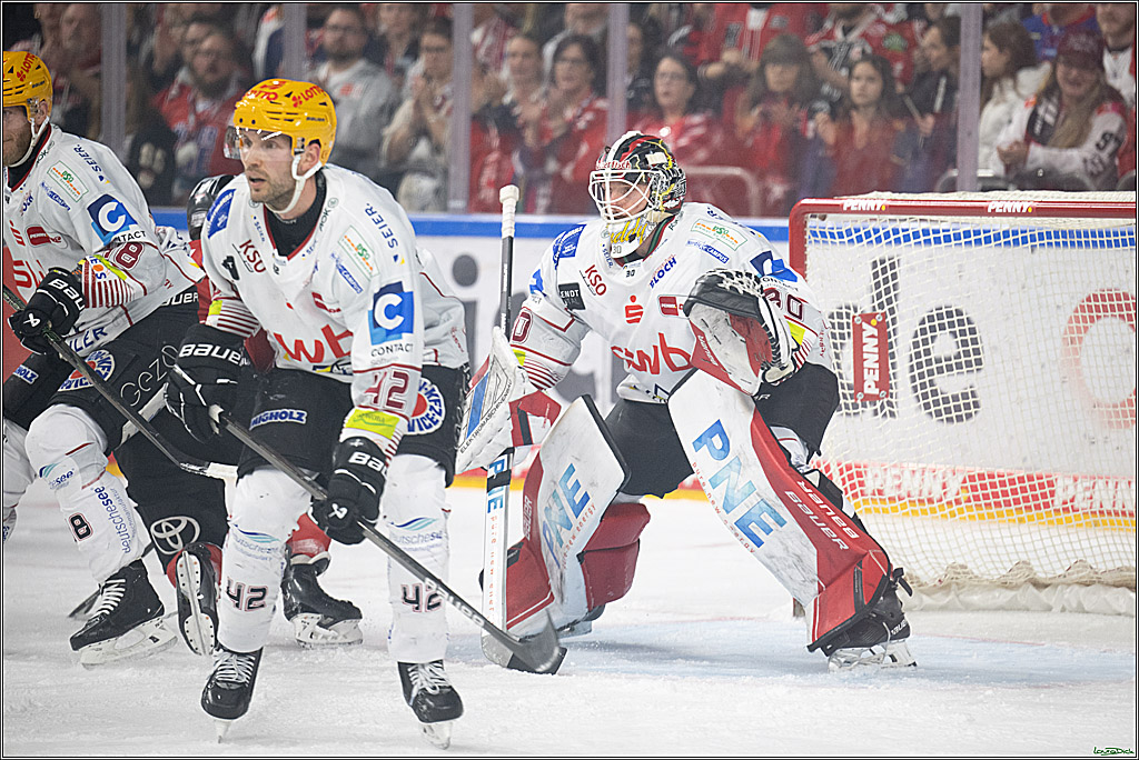 PENNY DEL; Koelner Haie- Fischtown Bremerhaven; Koeln, 24.03.2025