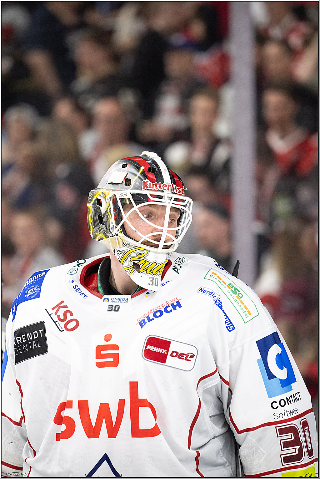 PENNY DEL; Koelner Haie- Fischtown Bremerhaven; Koeln, 24.03.2025