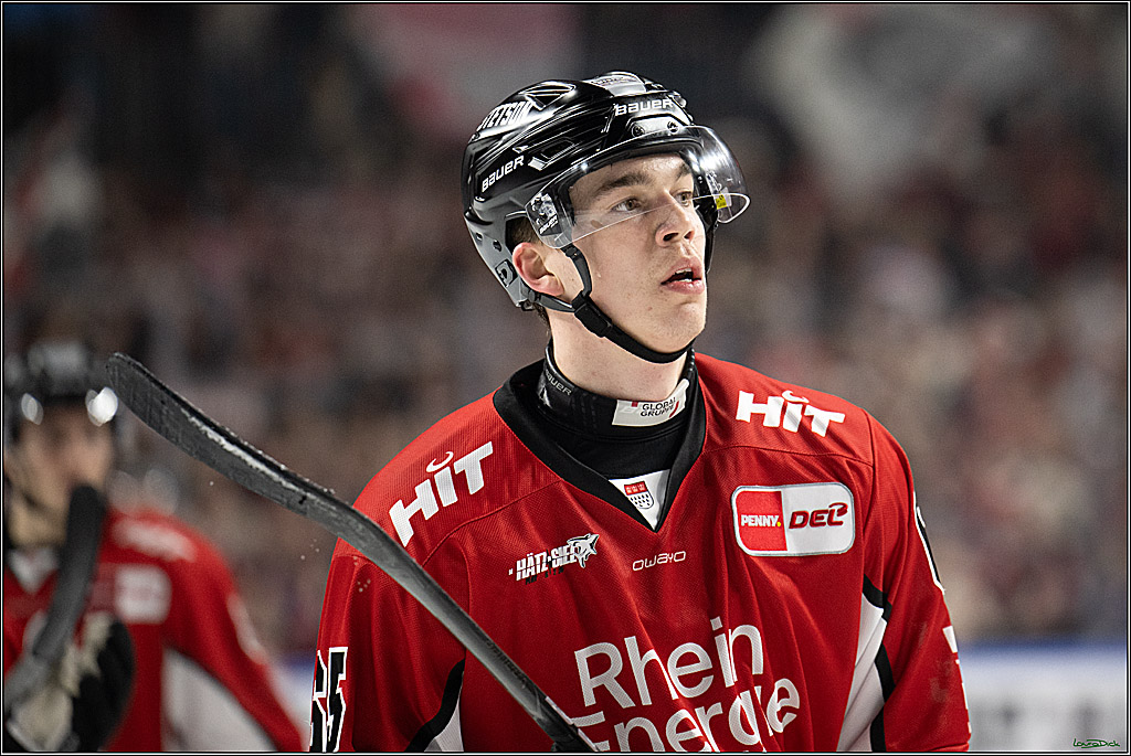 PENNY DEL; Koelner Haie- Fischtown Bremerhaven; Koeln, 24.03.2025