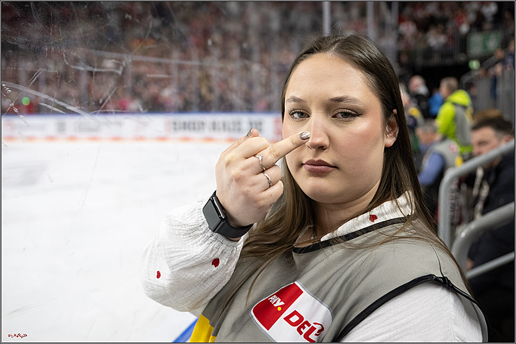 PENNY DEL 1 - Playoff Viertelfinale; Kölner Haie - Fischtown Pinguins Bremerhaven; Köln, 28.03.2025