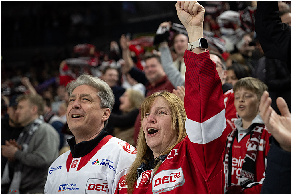 PENNY DEL 1 - Playoff Viertelfinale; Kölner Haie - Fischtown Pinguins Bremerhaven; Köln, 28.03.2025