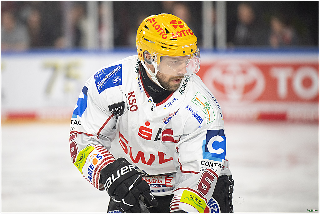 PENNY DEL; Koelner Haie- Fischtown Bremerhaven; Koeln, 28.03.2025