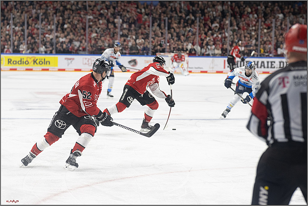 PENNY DEL 1 - Playoff Halbfinale; Kölner Haie - ERC Ingolstadt; Köln, 04.04.2025