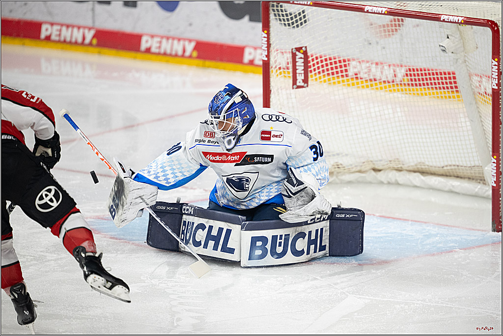 PENNY DEL 1 - Playoff Halbfinale; Kölner Haie - ERC Ingolstadt; Köln, 09.04.2025